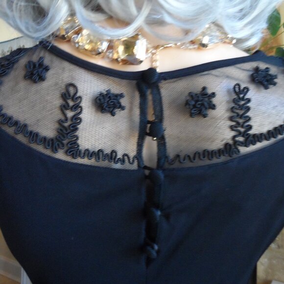 Moschino Cheapandchic Black SHeath Dress with/Embroidery Detail Size 10 - Picture 12 of 16